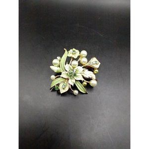 Vintage Mint Green Brooch Green rhinestones & Faux pearls gold tone setting D4